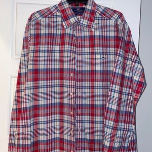 Vineyard Vines button down, size M